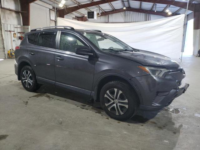 JTMBFREV6JJ213143 - 2018 TOYOTA RAV4 LE Серый фото 4