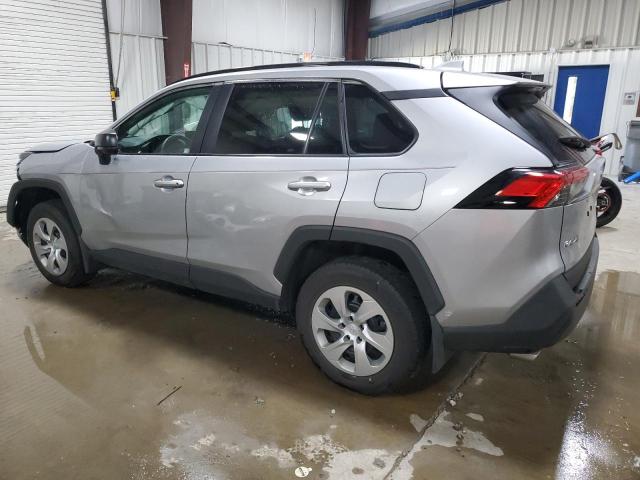 2T3F1RFV9KW077933 - 2019 TOYOTA RAV4 LE Արծաթագույն լուսանկար 2