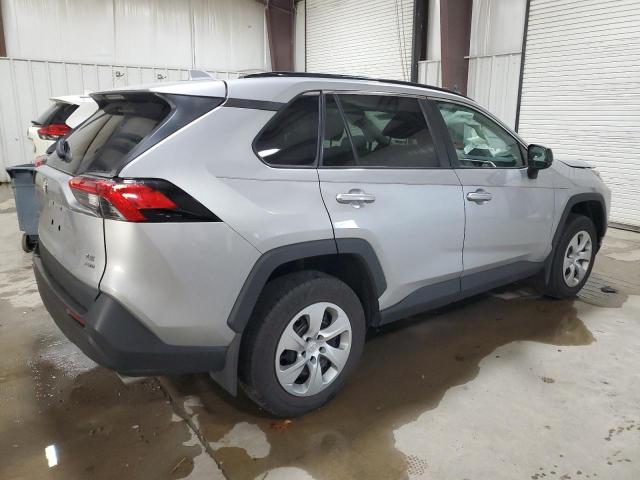 2T3F1RFV9KW077933 - 2019 TOYOTA RAV4 LE Արծաթագույն լուսանկար 3