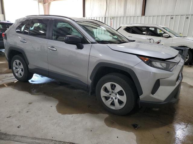 2T3F1RFV9KW077933 - 2019 TOYOTA RAV4 LE Արծաթագույն լուսանկար 4