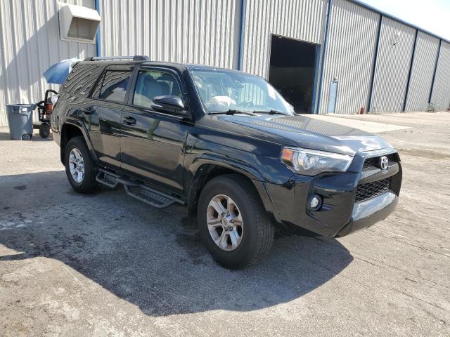JTEZU5JR2K5208596 - 2019 TOYOTA 4RUNNER SR5 Սև լուսանկար 4