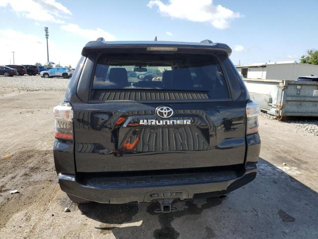 JTEZU5JR2K5208596 - 2019 TOYOTA 4RUNNER SR5 Սև լուսանկար 6