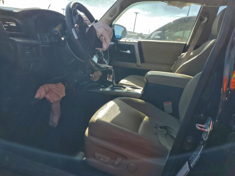 JTEZU5JR2K5208596 - 2019 TOYOTA 4RUNNER SR5 Սև լուսանկար 7