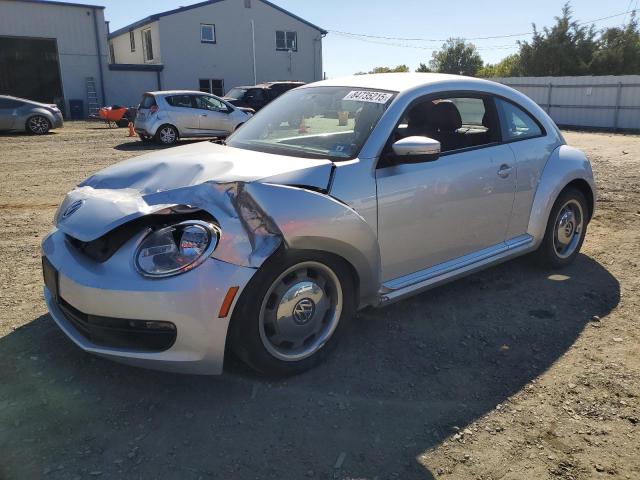 2012 VOLKSWAGEN BEETLE, 