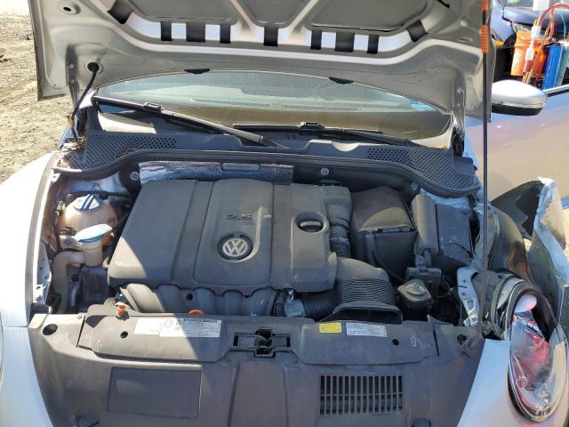 3VWHP7AT2CM627572 - 2012 VOLKSWAGEN BEETLE SILVER photo 11