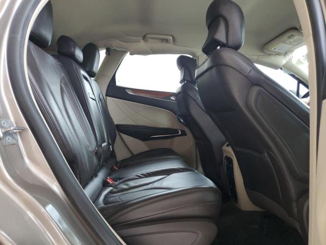 5LMCJ2D93KUL37815 - 2019 LINCOLN MKC SELECT 棕色 照片 10