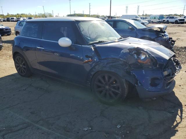 WMWXP5C5XG2D13540 - 2016 MINI COOPER BLUE photo 4