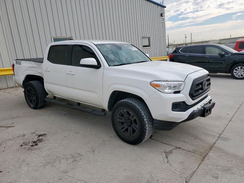 3TYAX5GN3NT049328 - 2022 TOYOTA TACOMA DOUBLE CAB WHITE photo 4