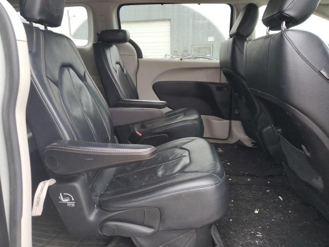 2C4RC1BG6KR680963 - 2019 CHRYSLER PACIFICA TOURING L WHITE photo 11