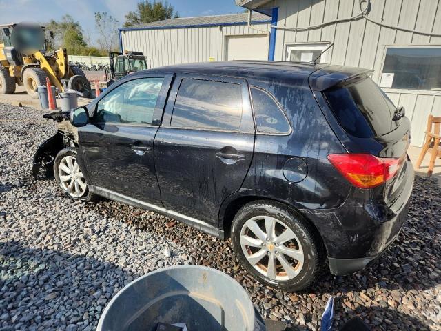 4A4AP3AUXFE031201 - 2015 MITSUBISHI OUTLANDER ES BLACK photo 2