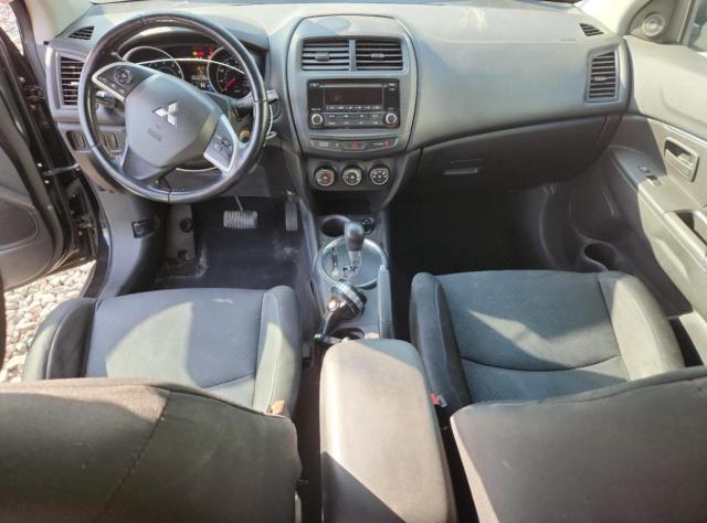 4A4AP3AUXFE031201 - 2015 MITSUBISHI OUTLANDER ES BLACK photo 8