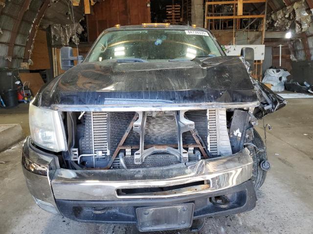 1GCJK33618F214388 - 2008 CHEVROLET SILVERADO K3500 BLACK photo 5