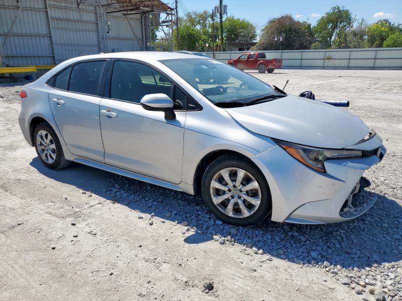 JTDEPRAE4LJ112301 - 2020 TOYOTA COROLLA LE 银色 照片 4
