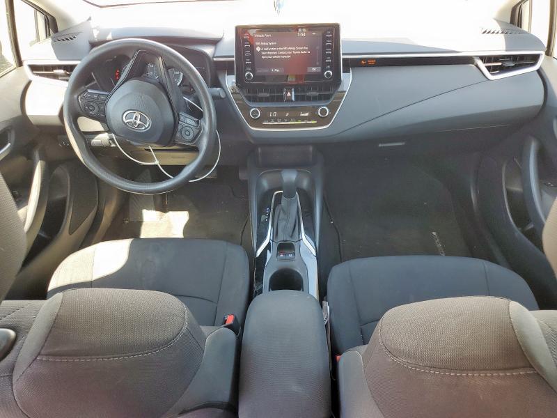 JTDEPRAE4LJ112301 - 2020 TOYOTA COROLLA LE 银色 照片 8