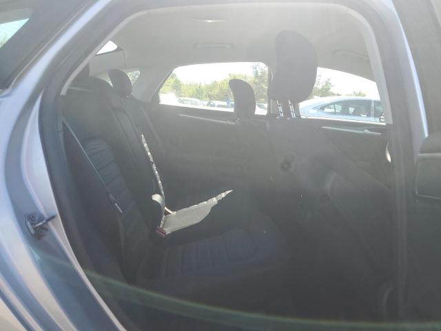 1FA6P0HD9G5116409 - 2016 FORD FUSION SE 银色 照片 10