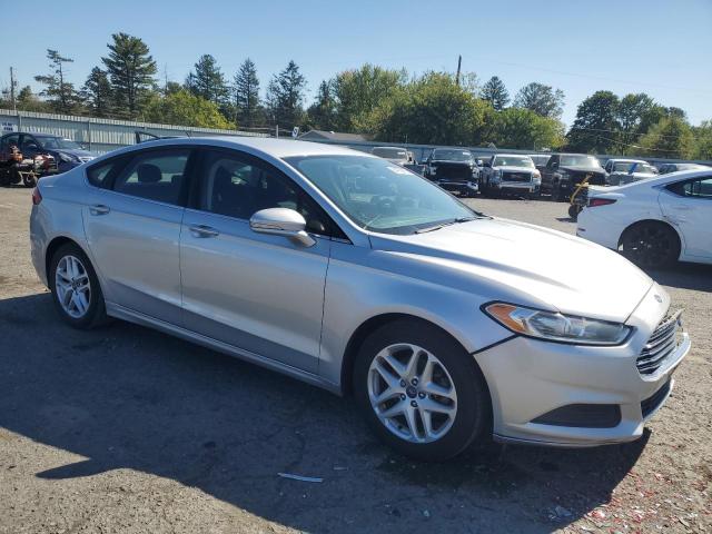 1FA6P0HD9G5116409 - 2016 FORD FUSION SE 银色 照片 4
