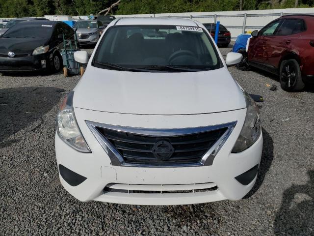 3N1CN7AP8KL836554 - 2019 NISSAN VERSA S WHITE photo 5