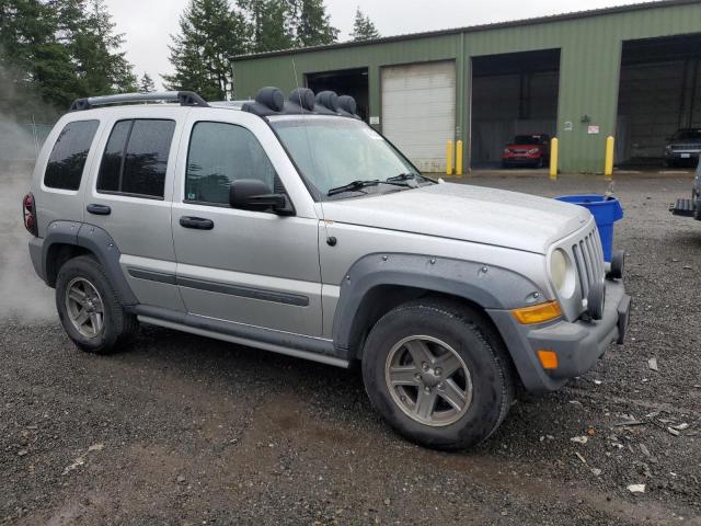 1J4GK38K06W117660 - 2006 JEEP LIBERTY RENEGADE 银色 照片 4
