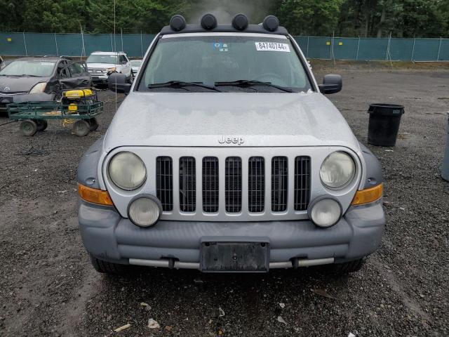 1J4GK38K06W117660 - 2006 JEEP LIBERTY RENEGADE 银色 照片 5