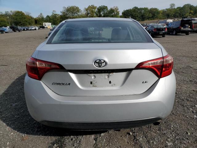 5YFBURHE7HP703002 - 2017 TOYOTA COROLLA L SILVER photo 6