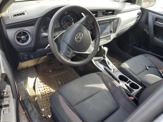 5YFBURHE7HP703002 - 2017 TOYOTA COROLLA L SILVER photo 8