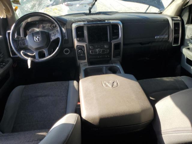 3C6RR6LT8JG154370 - 2018 RAM 1500 SLT Черный фото 8