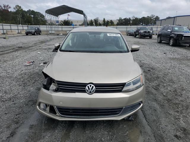 3VWDP7AJ6DM239470 - 2013 VOLKSWAGEN JETTA SE TAN photo 5