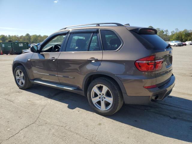 5UXZW0C54C0B88055 - 2012 BMW X5 XDRIVE35D BROWN photo 2