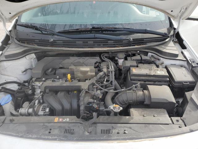 3KPA24AD5ME392722 - 2021 KIA RIO LX WHITE photo 11