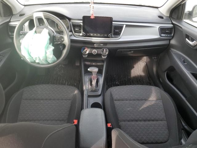 3KPA24AD5ME392722 - 2021 KIA RIO LX WHITE photo 8
