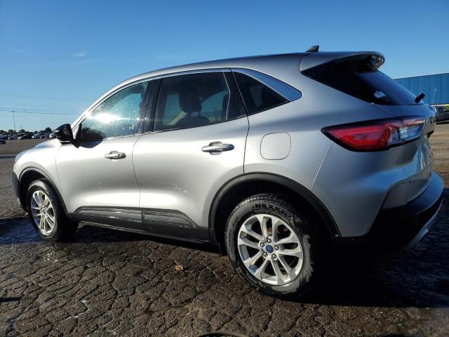 1FMCU9G60NUA43992 - 2022 FORD ESCAPE SE SILVER photo 2