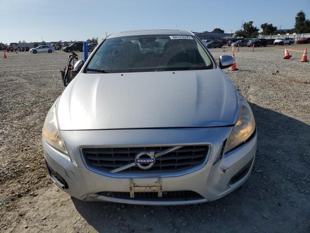 YV1622FS1C2102533 - 2012 VOLVO S60 T5 银色 照片 5