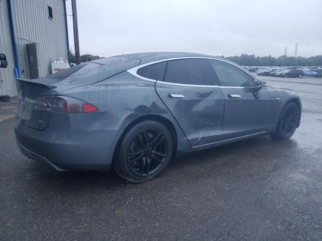 5YJSA1CG7DFP17250 - 2013 TESLA MODEL S Մոխրագույն լուսանկար 3