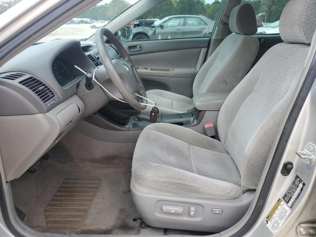 4T1BF32K34U081013 - 2004 TOYOTA CAMRY LE Argent photo 7
