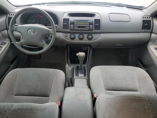 4T1BF32K34U081013 - 2004 TOYOTA CAMRY LE Argent photo 8