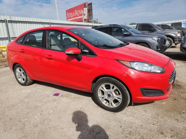 3FADP4BJ3FM110689 - 2015 FORD FIESTA SE 红色 照片 4