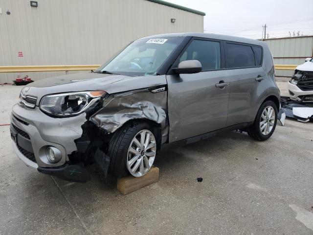 KNDJP3A51K7698818 - 2019 KIA SOUL + GRAY photo 1