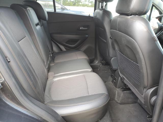 KL7CJPSB2JB718170 - 2018 CHEVROLET TRAX 1LT رمادي صورة 11