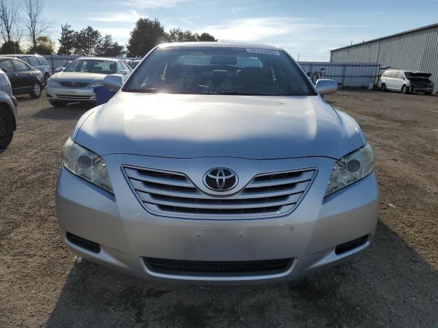 4T1BK46K68U057452 - 2008 TOYOTA CAMRY LE SILVER photo 5