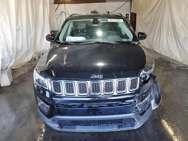 3C4NJDBB9KT828823 - 2019 JEEP COMPASS LATITUDE Қара фото 5