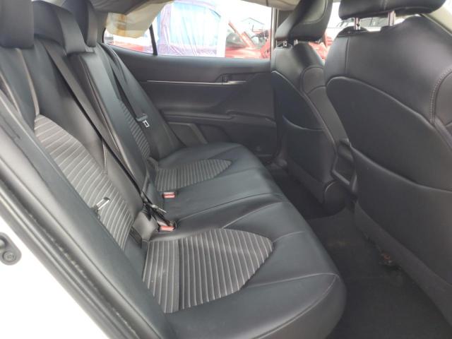 4T1S31AK5MU556031 - 2021 TOYOTA CAMRY SE 白色 照片 10