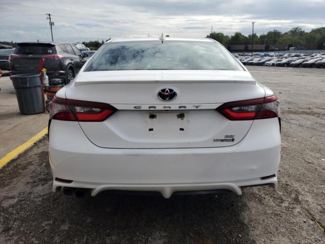 4T1S31AK5MU556031 - 2021 TOYOTA CAMRY SE 白色 照片 6