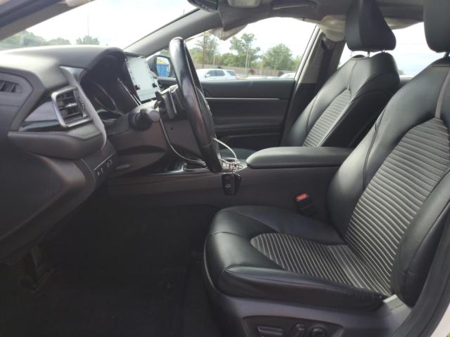 4T1S31AK5MU556031 - 2021 TOYOTA CAMRY SE 白色 照片 7