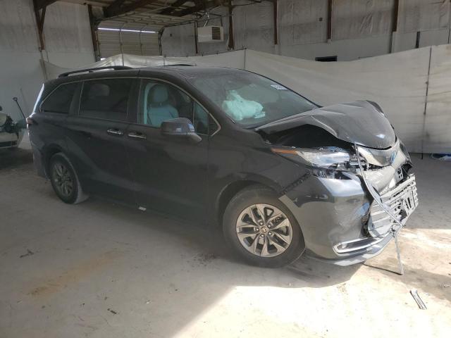 5TDYRKEC8PS156494 - 2023 TOYOTA SIENNA XLE GRAY photo 4