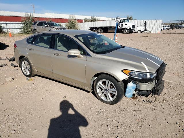 3FA6P0HDXJR271233 - 2018 FORD FUSION SE TAN photo 4
