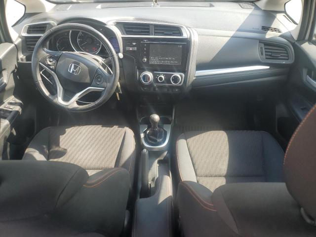 3HGGK5G6XJM710541 - 2018 HONDA FIT SPORT WHITE photo 8