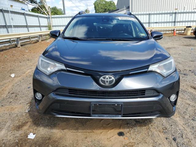 JTMRFREV3HD201135 - 2017 TOYOTA RAV4 XLE GRAY photo 5