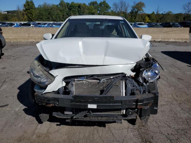 KMHCT4AE3DU460074 - 2013 HYUNDAI ACCENT GLS 白色 照片 5