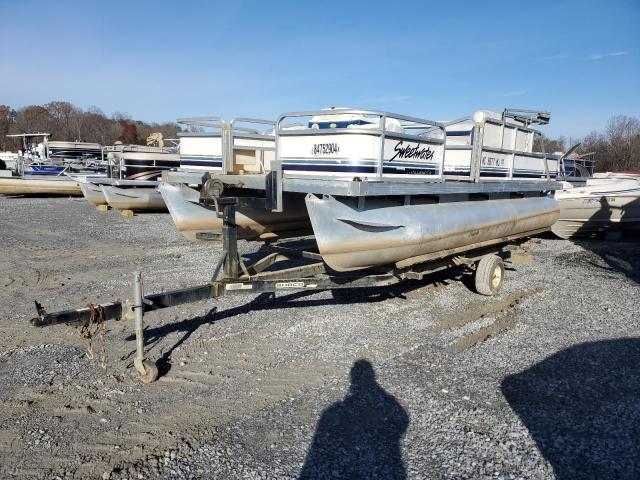 GDY4318CC000 - 2000 GODF PONTOON TWO TONE photo 2
