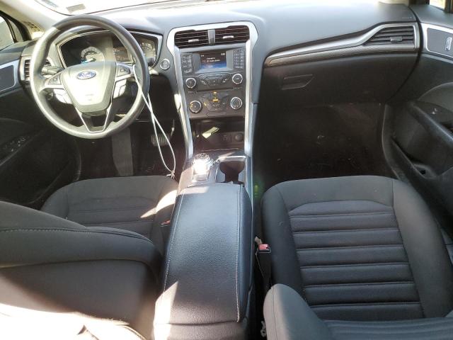 3FA6P0HDXHR127983 - 2017 FORD FUSION SE RED photo 8